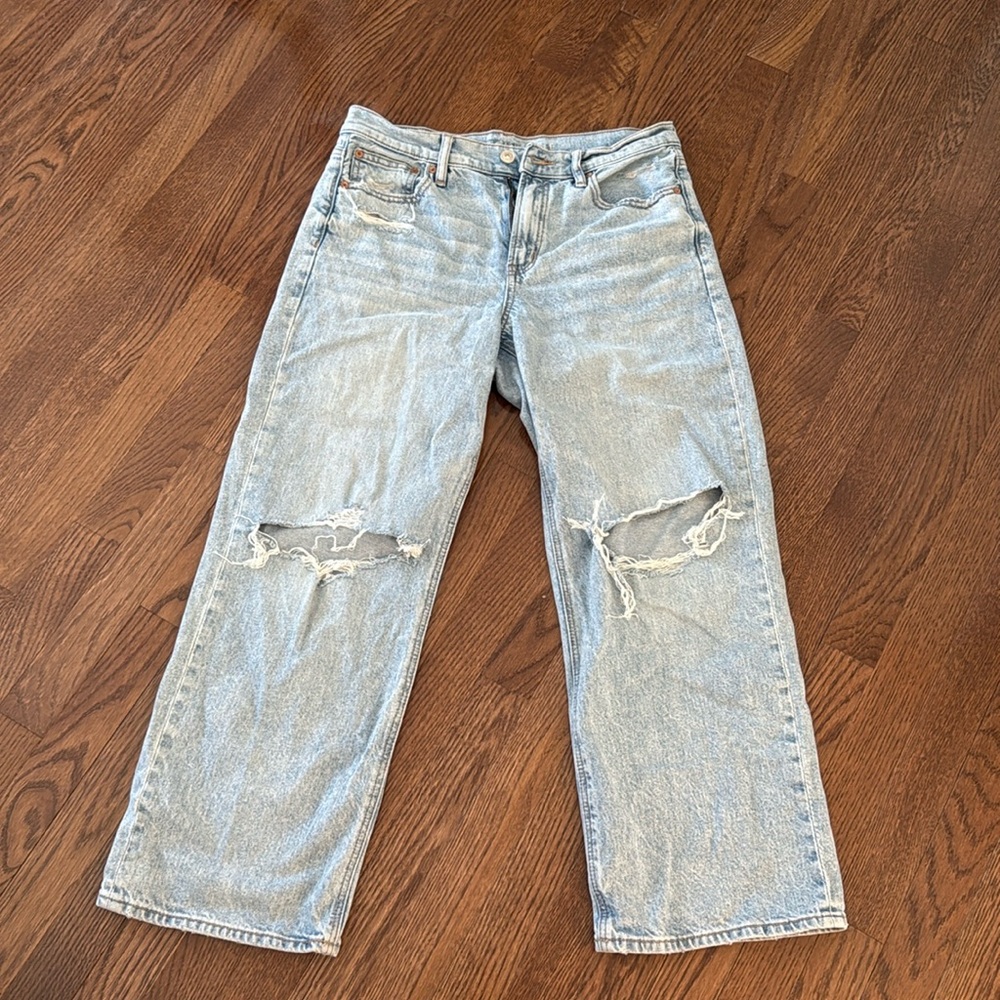 American Eagle strigid jean size 8 short